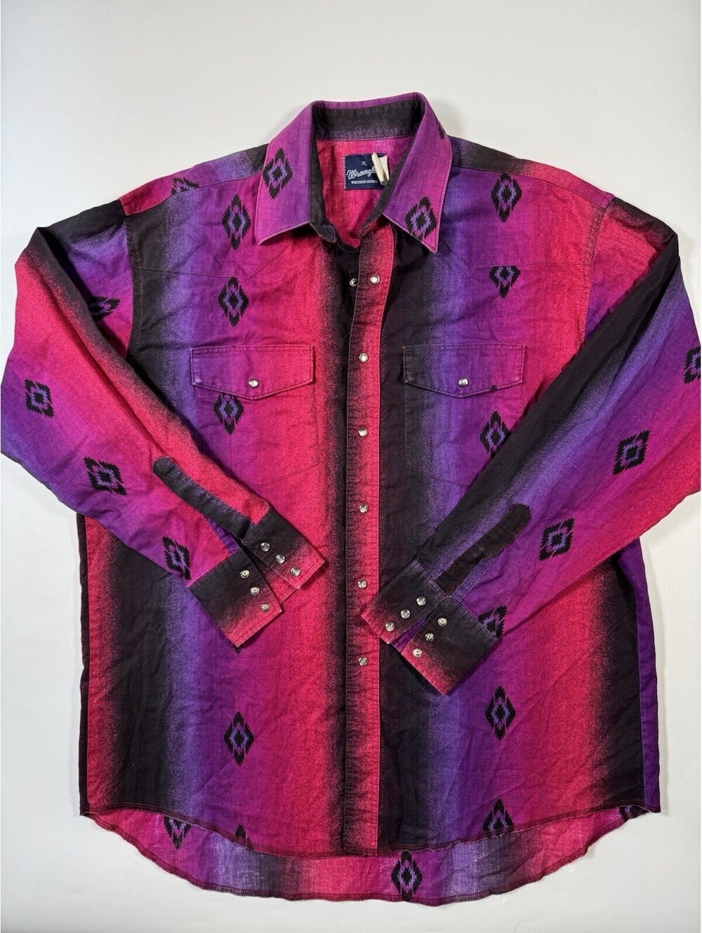 Vintage Wrangler Western Shirt XL Aztec Pearl Snap Pink Purple Black Cowboy